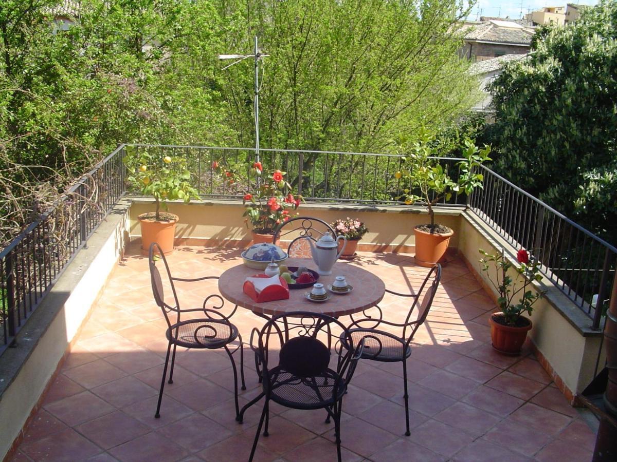Casa Flavia Apartment ออร์เวียโต ภายนอก รูปภาพ